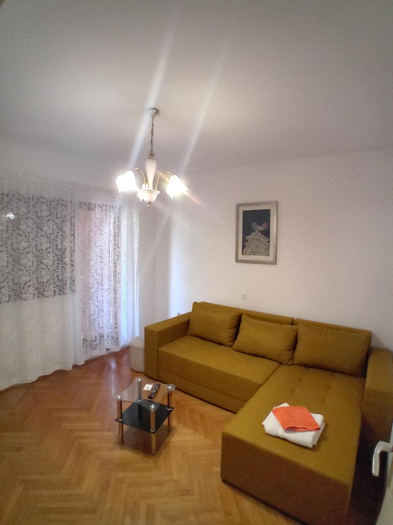 Apartments Obelix Pula Extérieur photo